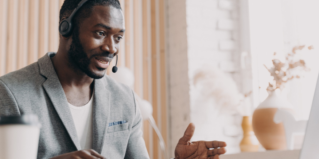 7 Effective Ways to Improve Your Online Customer Service